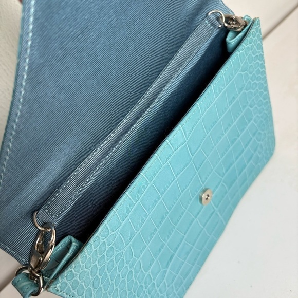 LAT for Bluefly Cerulean Croc Embossed Genuine Leather Convertible Clutch Purse - Picture 3 of 13